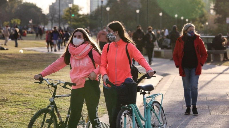 Los barbijos, presentes en la gran mayoría.