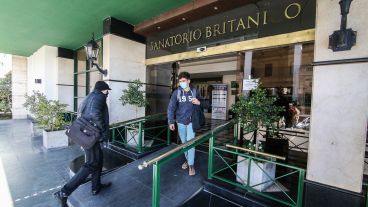 La dirección médica del sanatorio Británico confirmó los dos positivos de covid.