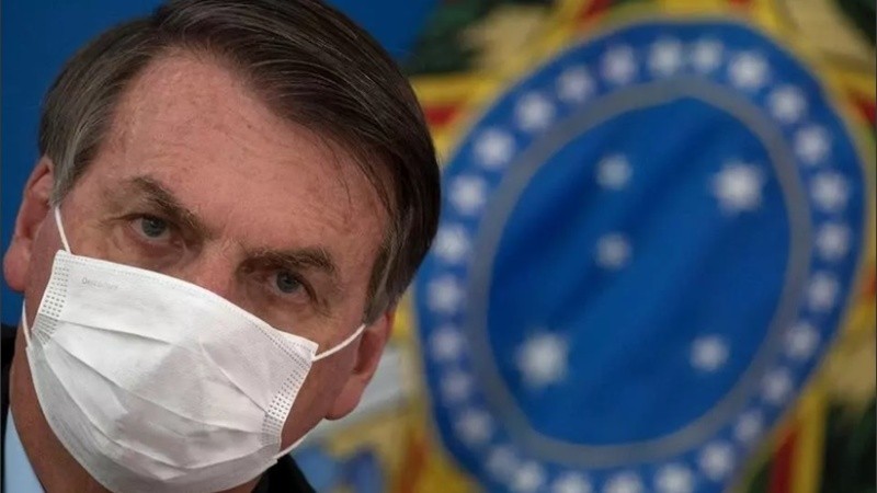Bolsonaro dio positivo de coronavirus.