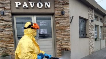 Preocupación en Pavón por el caso positivo de un policía.