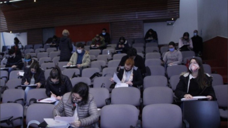 Se acordaron las condiciones básicas para el regreso a las aulas. 