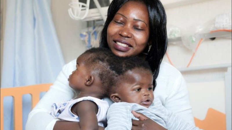 Las pequeñas se recuperan y ya pueden mirarse de frente.