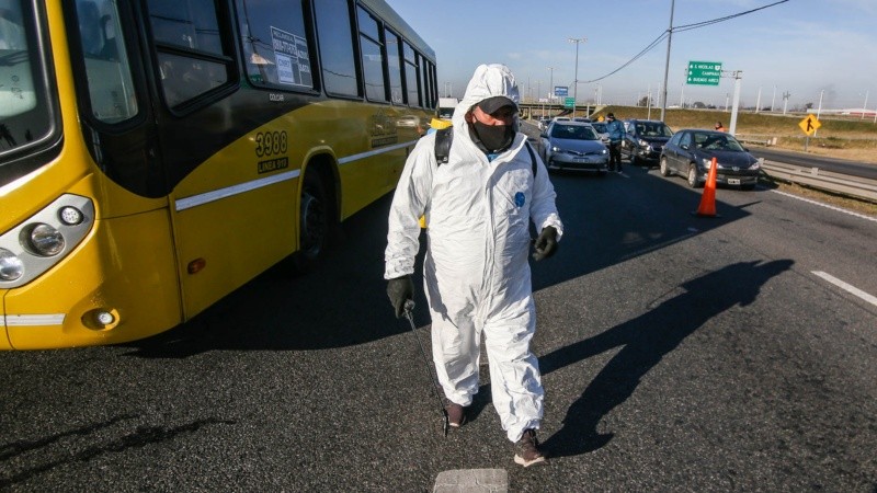 Se intensificaron los controles en el ingreso a la ciudad de cara al fin de semana largo.