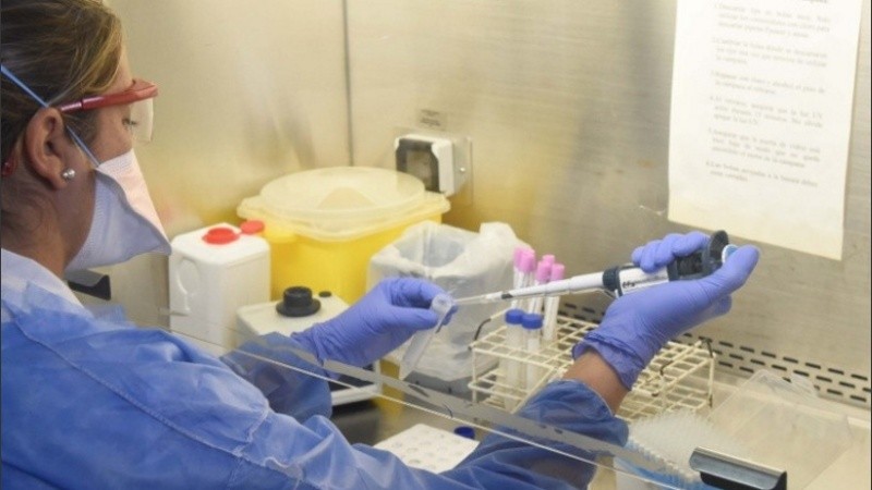 Los resultados ayudan a saber la probabilidad de que el paciente termine hospitalizado.