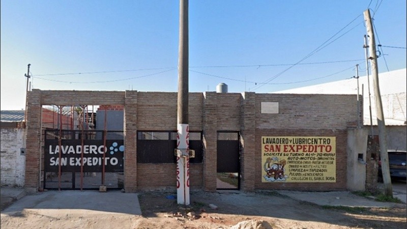 El lavadero del barrio santafesino Las Delicias en el que se desarrolló el festejo de 15 años.