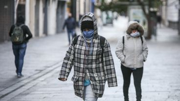 Un frío de locos en Rosario este martes por la mañana.