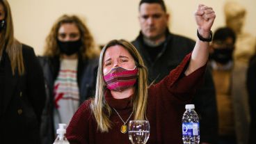 Visiblemente dolida, Tepp griitó: "¡Justicia por Eduardo Trasante!".