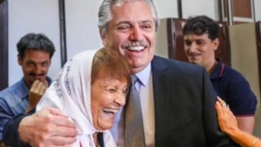 Almeida pidió "apoyar a este gobierno".