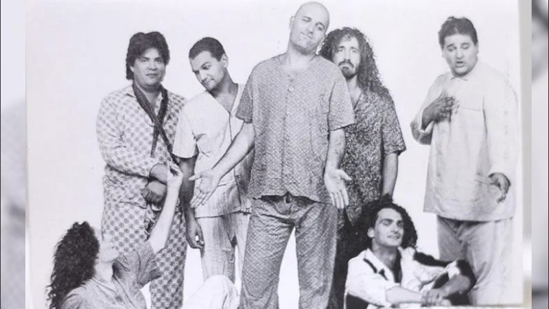 Raúl Pagano participó en las grabaciones de los dos primeros discos de Bersuit Vergarabat: 