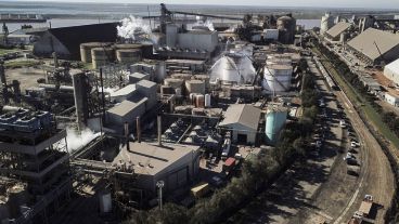 Avanza la propuesta planteada por Santa Fe para la continuidad de la compañía.