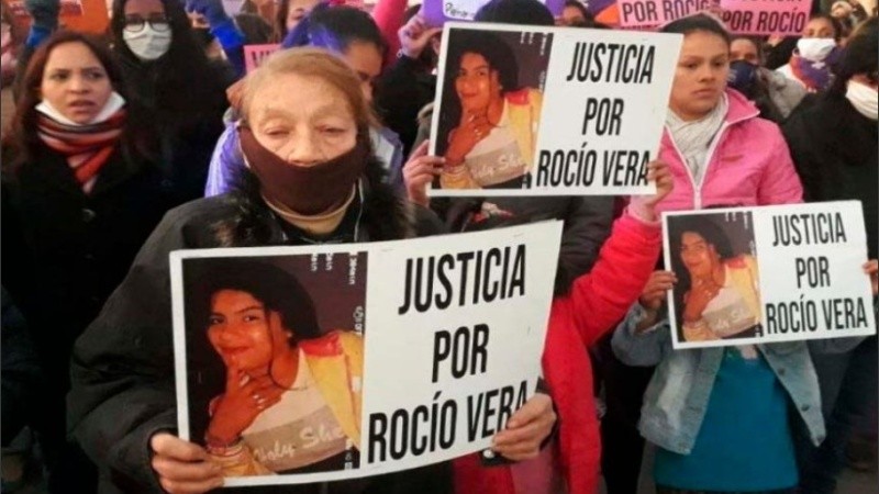 El cuerpo de Rocío fue encontrado el lunes a la tarde, desnudo y golpeado, en un descampado del barrio Carmen Luisa.