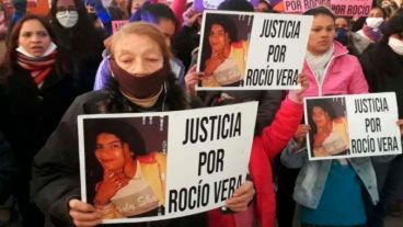 El cuerpo de Rocío fue encontrado el lunes a la tarde, desnudo y golpeado, en un descampado del barrio Carmen Luisa.