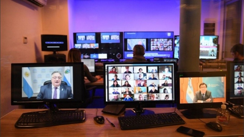 El debate sobre la regulación del teletrabajo en el Senado de la Nación. 