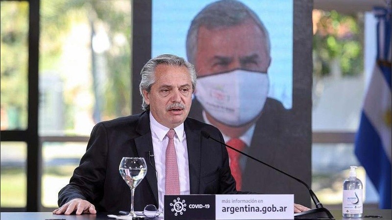 Alberto Fernández se apoyó en los gobernadores para hacer los nuevos anuncios. 