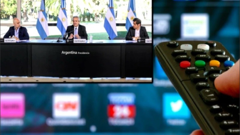 El encendido de tv durante el anuncio de este viernes, en Olivos.