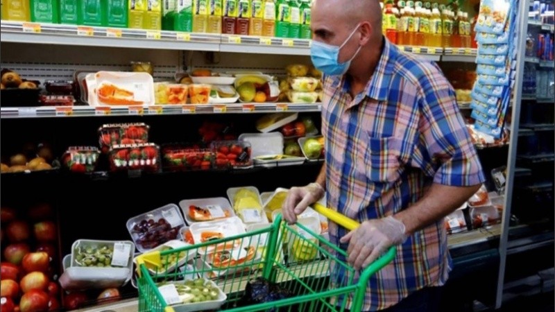 La normativa establece la obligatoriedad de mantener como máximo el precio que cada comercializador tuviera al 6 de marzo de 2020, aceptándose a partir del 14 de julio sólo las actualizaciones mencionadas.