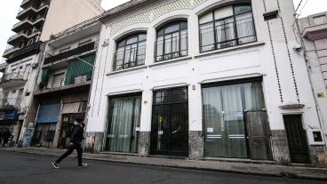 El geriátrico de calle Mitre donde se activó el protocolo.