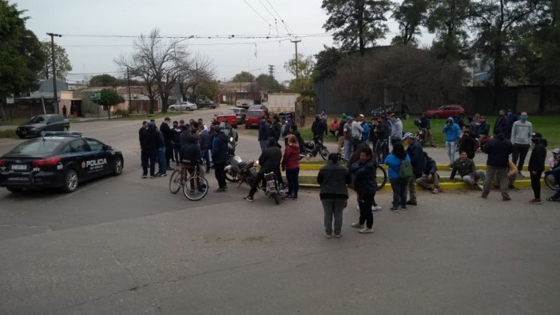 La protesta de los trabajadores en el Parque Industrial de Reconquista.
