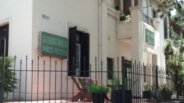 La residencia para adultos Años felices, de Oroño y Urquiza.