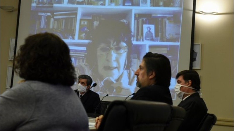 El ministro Trotta y la titular de Ctera, Sonia Alesso, en la reunión paritaria.