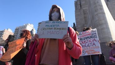 “Paren de matarnos”, la consigna ante un nuevo femicidio en Santa Fe.