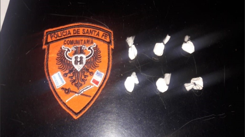 Las bolsitas que le encontraron a Iván. 