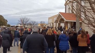 Los restos de Julieta fueron despedidos en su pueblo este lunes.