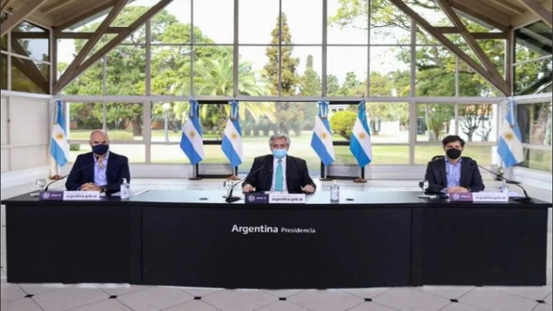 El presidente Alberto Fernández, el gobernador de Buenos Aires Axel Kicillof y el jefe de gobierno de laciudad de Buenos Aires, Horacio Rodríguez Larreta.