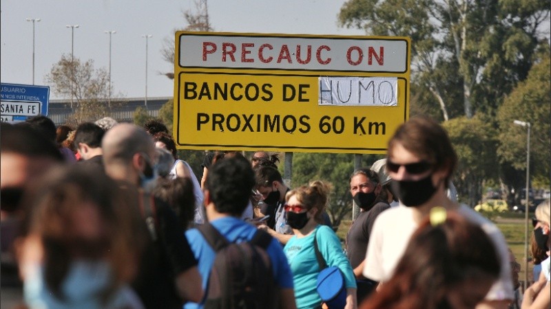 Nutrida protesta contra las quemas en las islas.