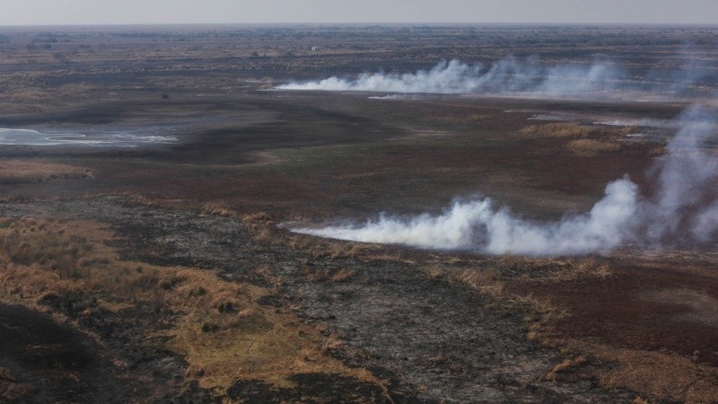 Los incendios no cesan en las islas. 