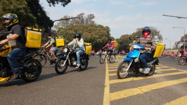 Cadetes de las aplicaciones se manifestaron este martes.