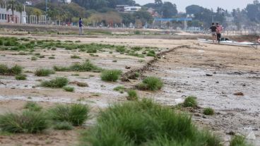 Así se encuentra la rambla Catalunya debido a la bajante del río Paraná. La altura de este miércoles era de 0.61 metros.