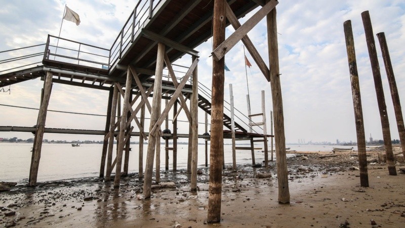 Así se encuentra la rambla Catalunya debido a la bajante del río Paraná. La altura de este miércoles era de 0.61 metros. 