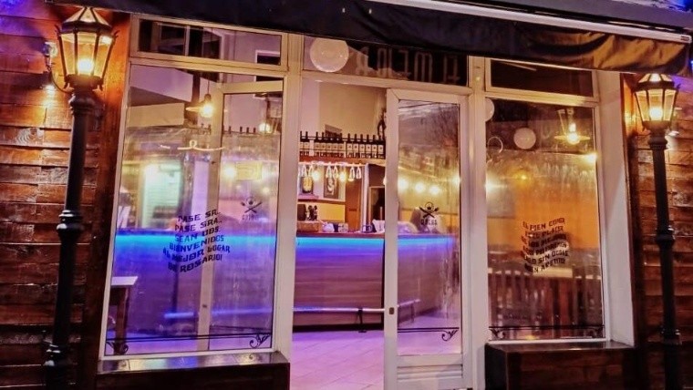 Parrilla El Mejor, esquina de Italia y La Paz.