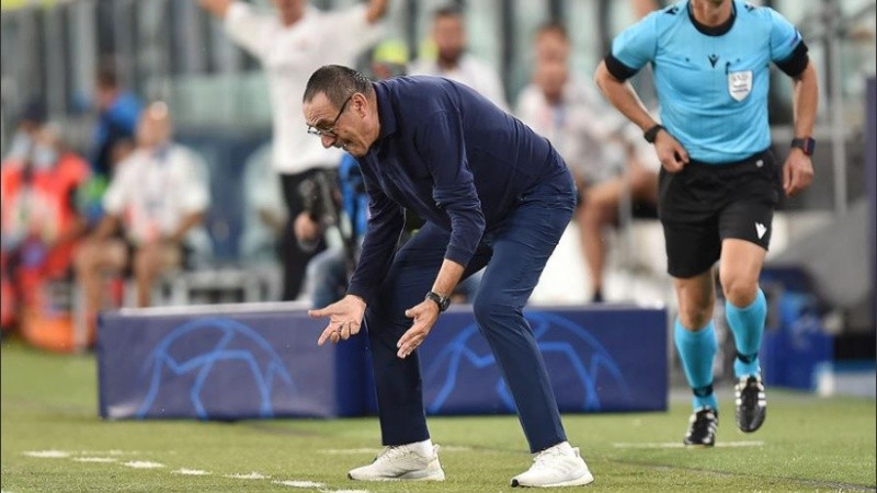 Sarri había quedado en la cuerda floja tras la eliminación en la Champions League.