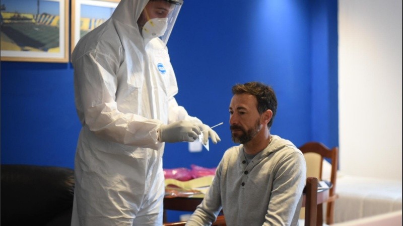 El Kily también pasó por los hisopados. 