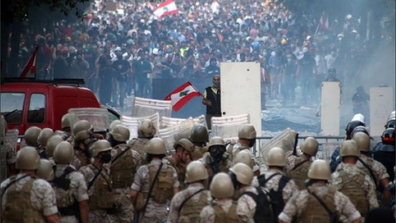 La explosión dejó al menos 158 muertos y una crisis política en el Líbano.