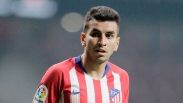 El rosarino Ángel Correa dio positivo de coronavirus y no podrá jugar el jueves