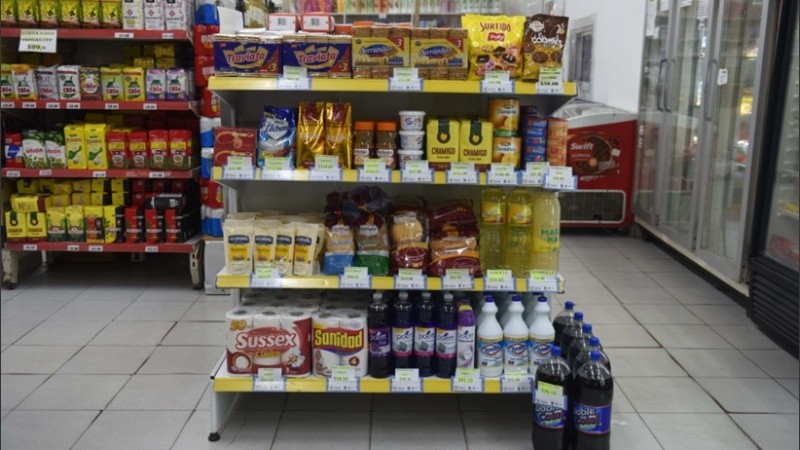 El plan tiene una red de más de 100 comercios en la ciudad.