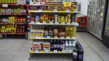 El plan tiene una red de más de 100 comercios en la ciudad.