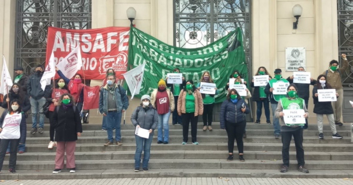 Docentes advierten con hacer paro de 48 horas todas las semanas | Rosario3