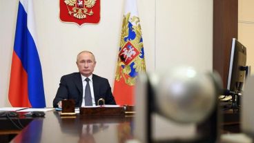 Vladimir Putin dijo que tras recibir la vacuna, su hija "se siente bien y tiene un alto número de anticuerpos”,.