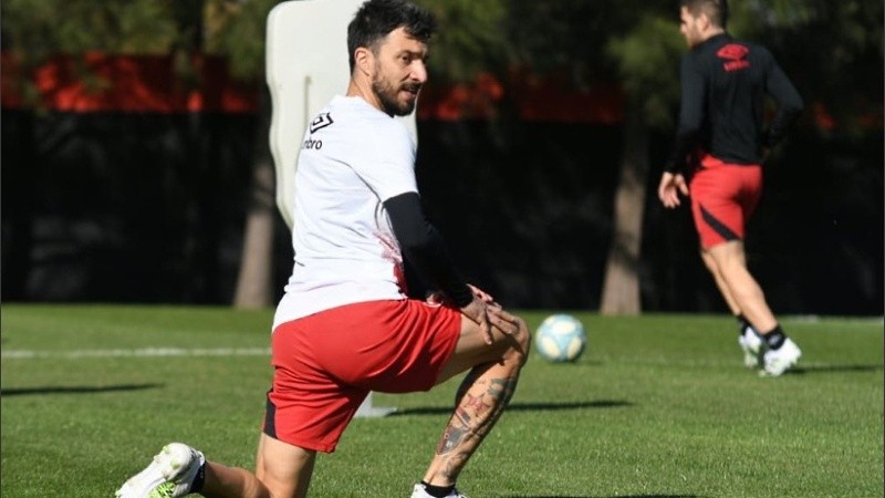 Ignacio Scocco cumplió su primer entrenamiento con Newell's en el regreso