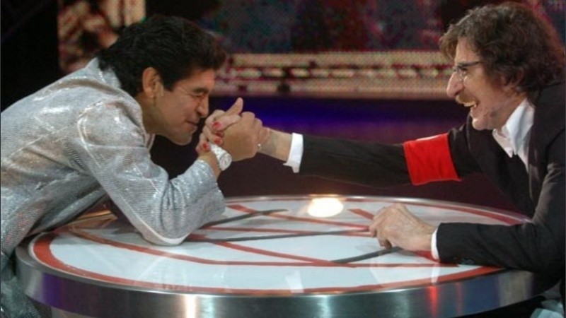 Diego Maradona recibió una carta escrita a mano de Charly García