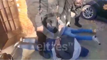 A los presuntos ladrones les secuestraron precintos.