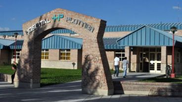 El nene ingresó a la guardia del hospital sin signos vitales.