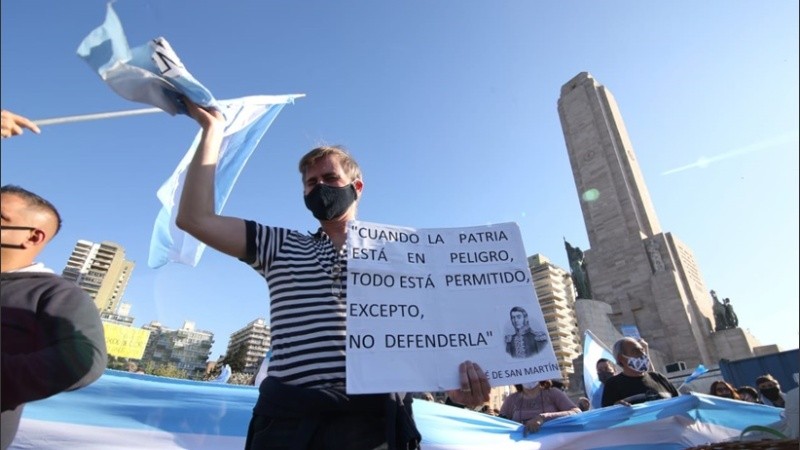 La movilización se realizaba este lunes feriado.