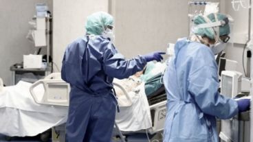 Son 1.795 los internados en unidades de terapia intensiva.