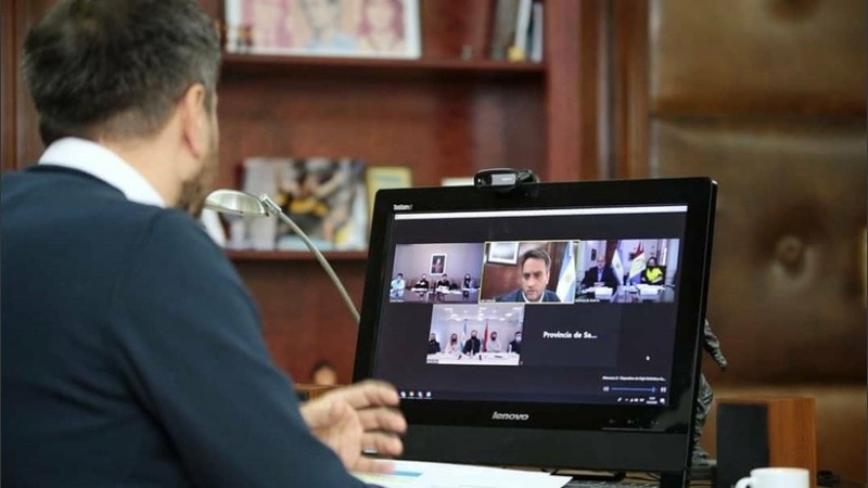 Cabandió junto a funcionarios de Buenos Aires, Santa Fe y Entre Ríos.