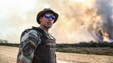 El gran foco que se desató a la vera de la ruta Rosario-Victoria.